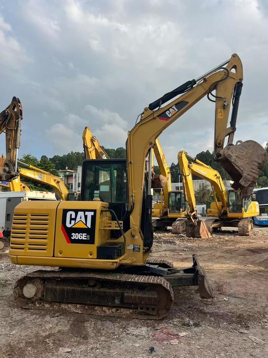Buy Caterpillar 305.5 Used Excavator / 1