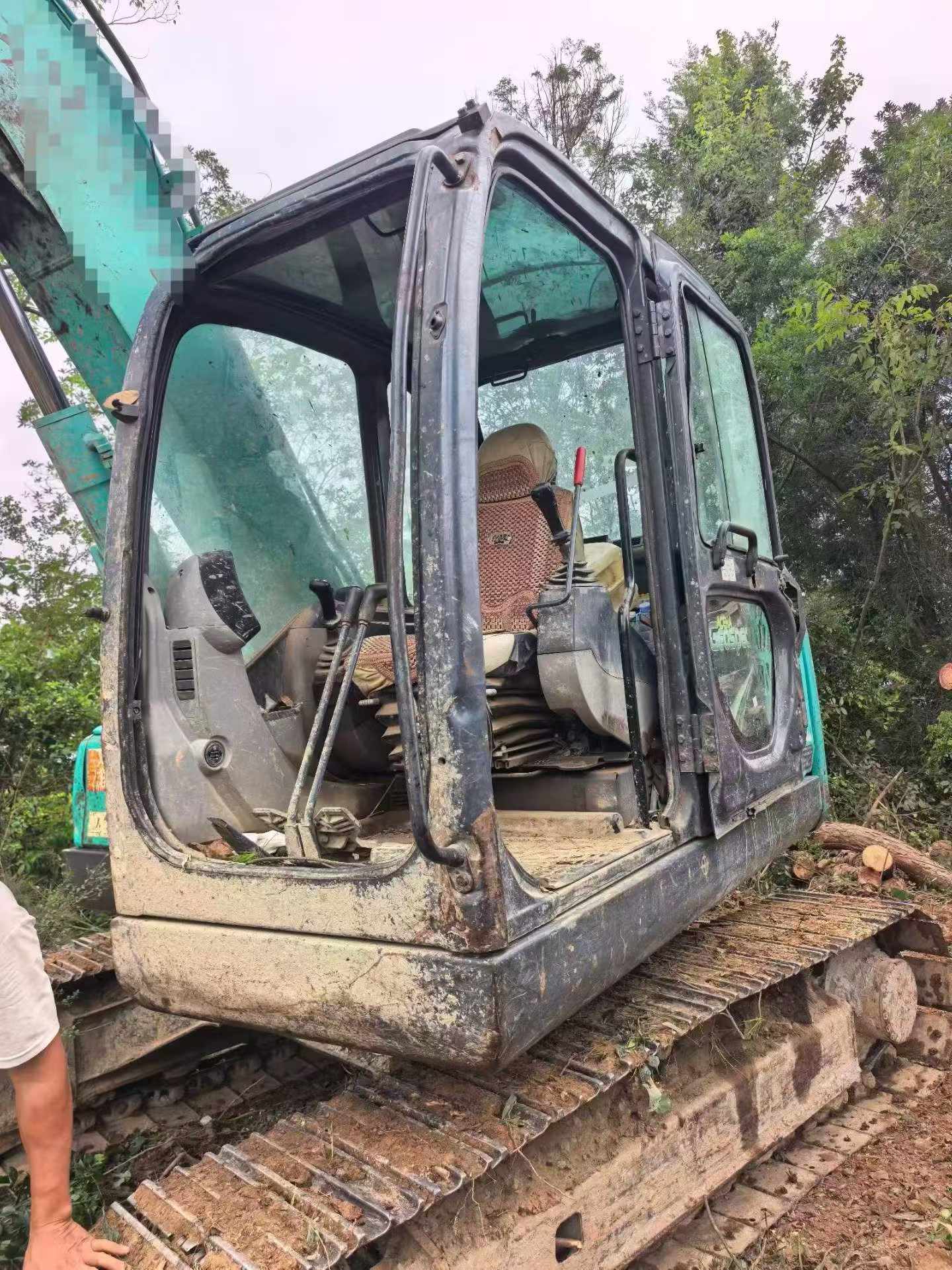 Buy Kobelco SK75 Used Excavator / 4