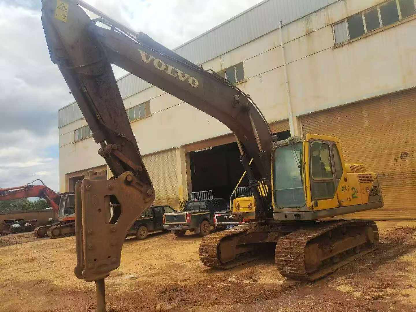 Buy Volvo EC210B Used Excavator / 6