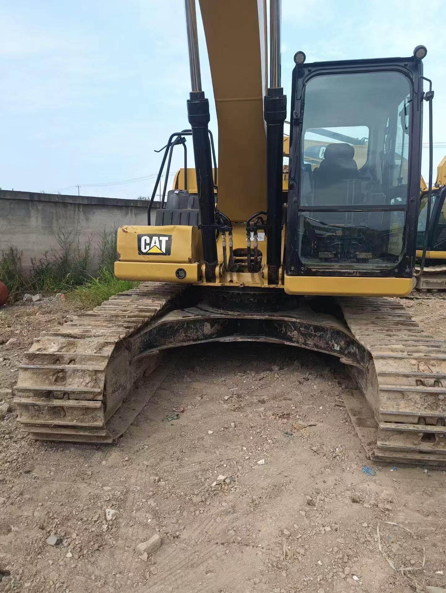 Buy Caterpillar 320A Used Excavator / 9 Buy Caterpillar 320A Used Excavator / 9