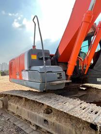 Buy Hitachi EX200-3 Used Excavator / 3 Buy Hitachi EX200-3 Used Excavator / 3