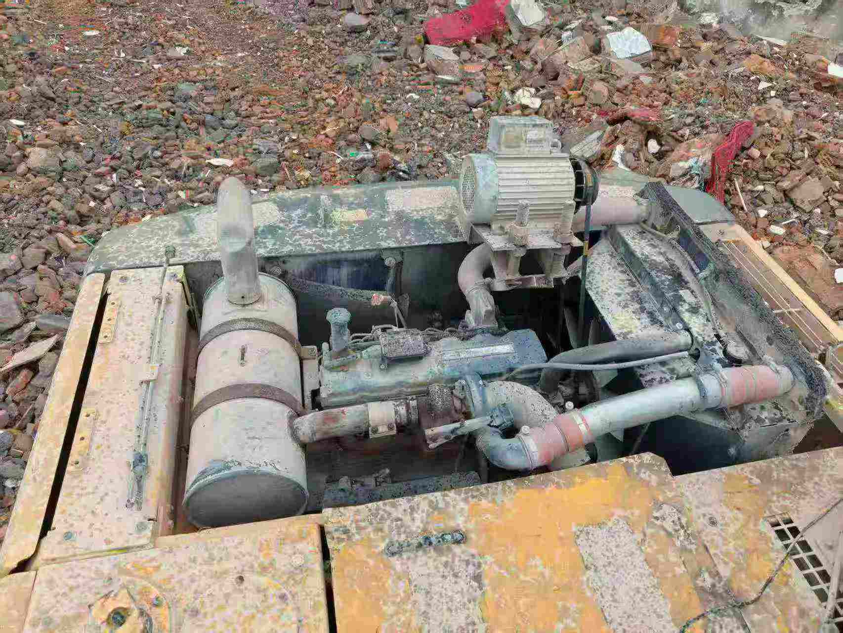 Buy Hyundai R215VS Used Excavator / 5