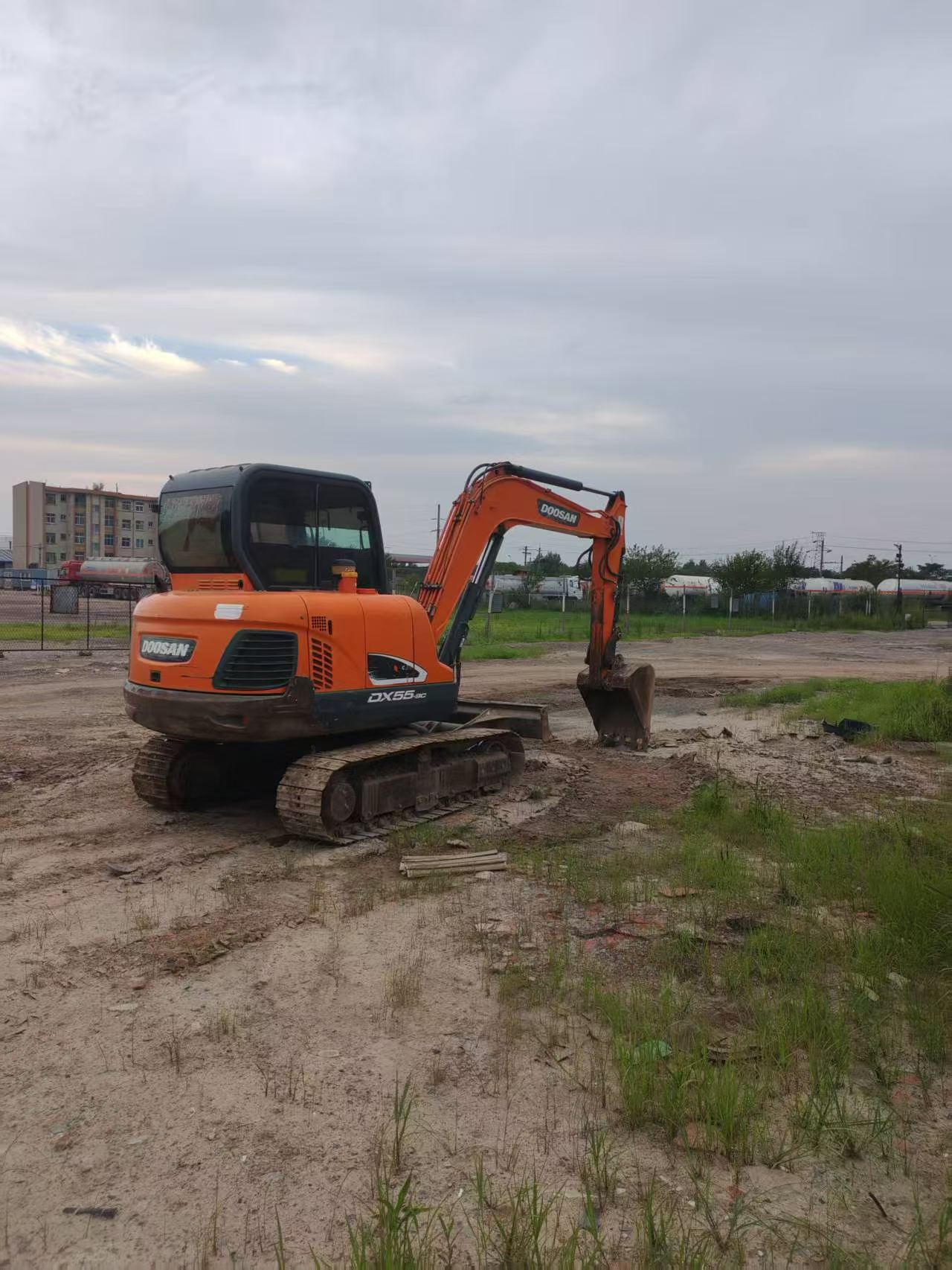 Buy Doosan DH55 Used Excavator / 1