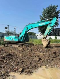 Buy Kobelco SK260 Used Excavator / 2 Buy Kobelco SK260 Used Excavator / 2