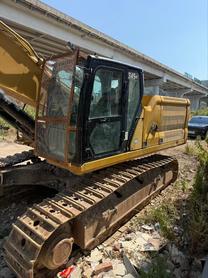 Buy Caterpillar 345B Used Excavator / 6 Buy Caterpillar 345B Used Excavator / 6