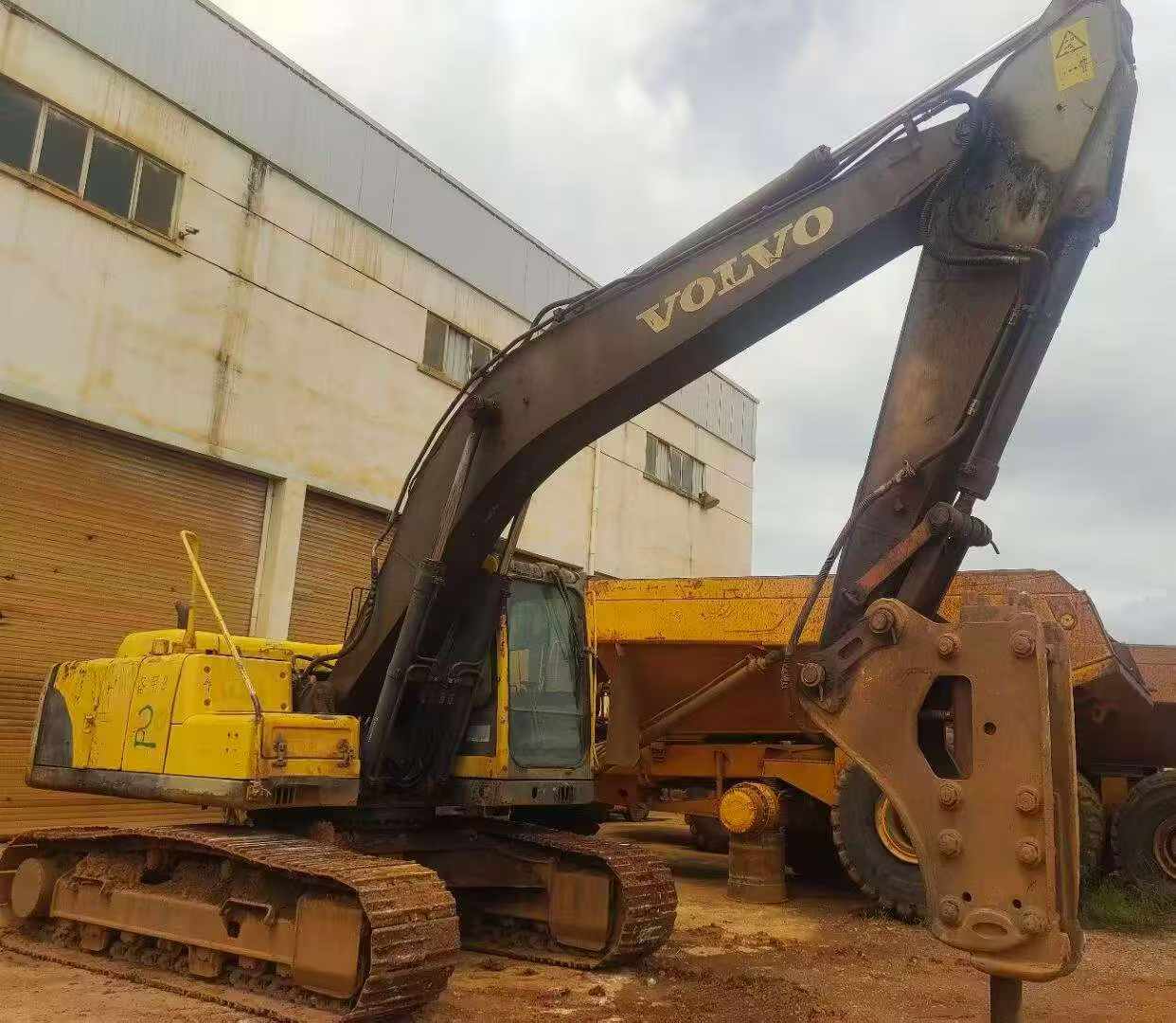 Buy Volvo EC210B Used Excavator / 2