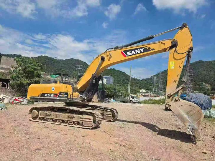 Buy Sany SY245H Used Excavator / 1