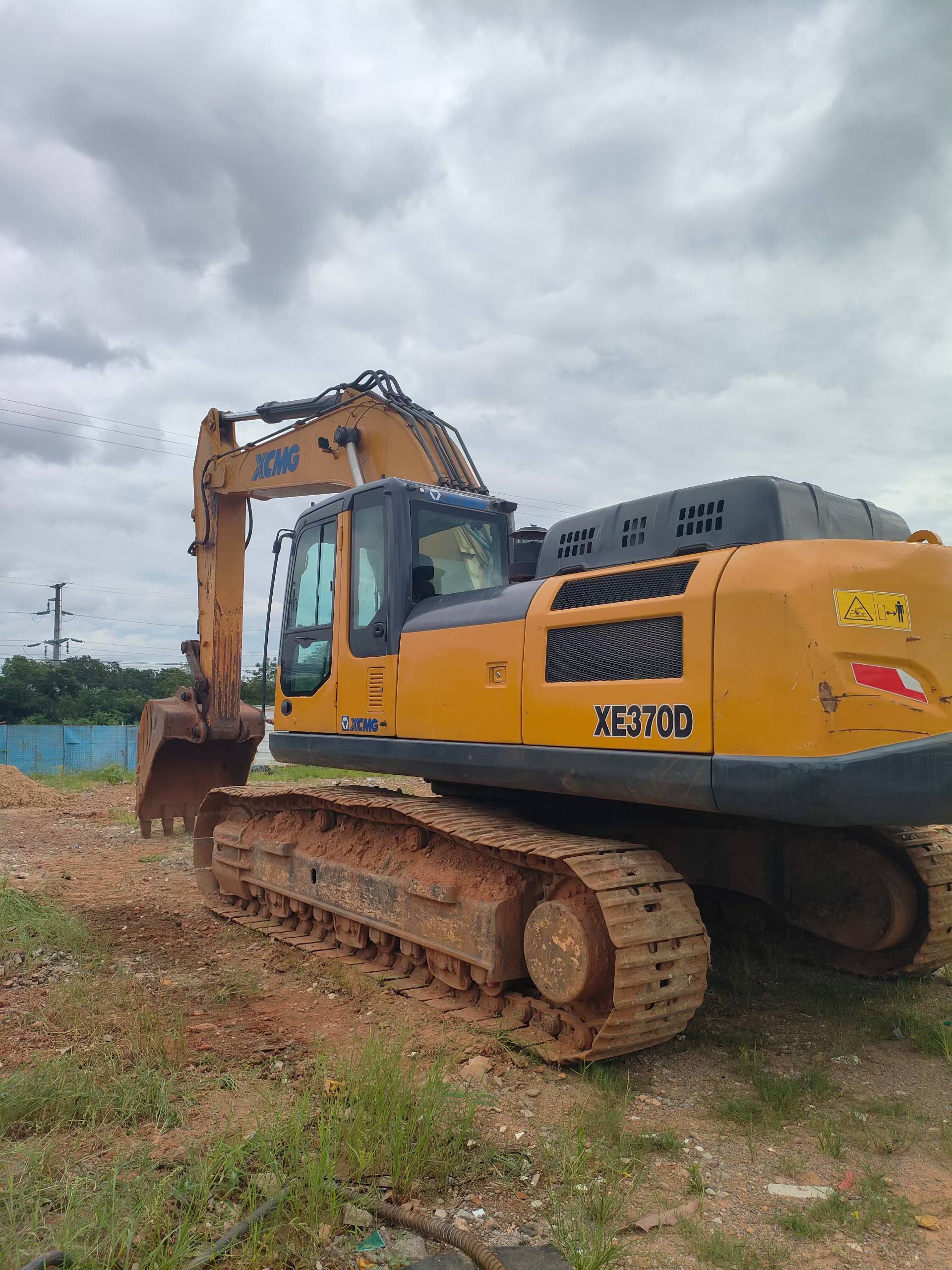 Buy XCMG XE370 Used Excavator / 2