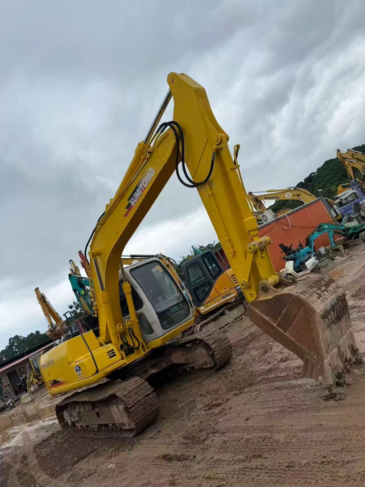 Buy Sumitomo SH120-3 Used Excavator / 2 Buy Sumitomo SH120-3 Used Excavator / 2