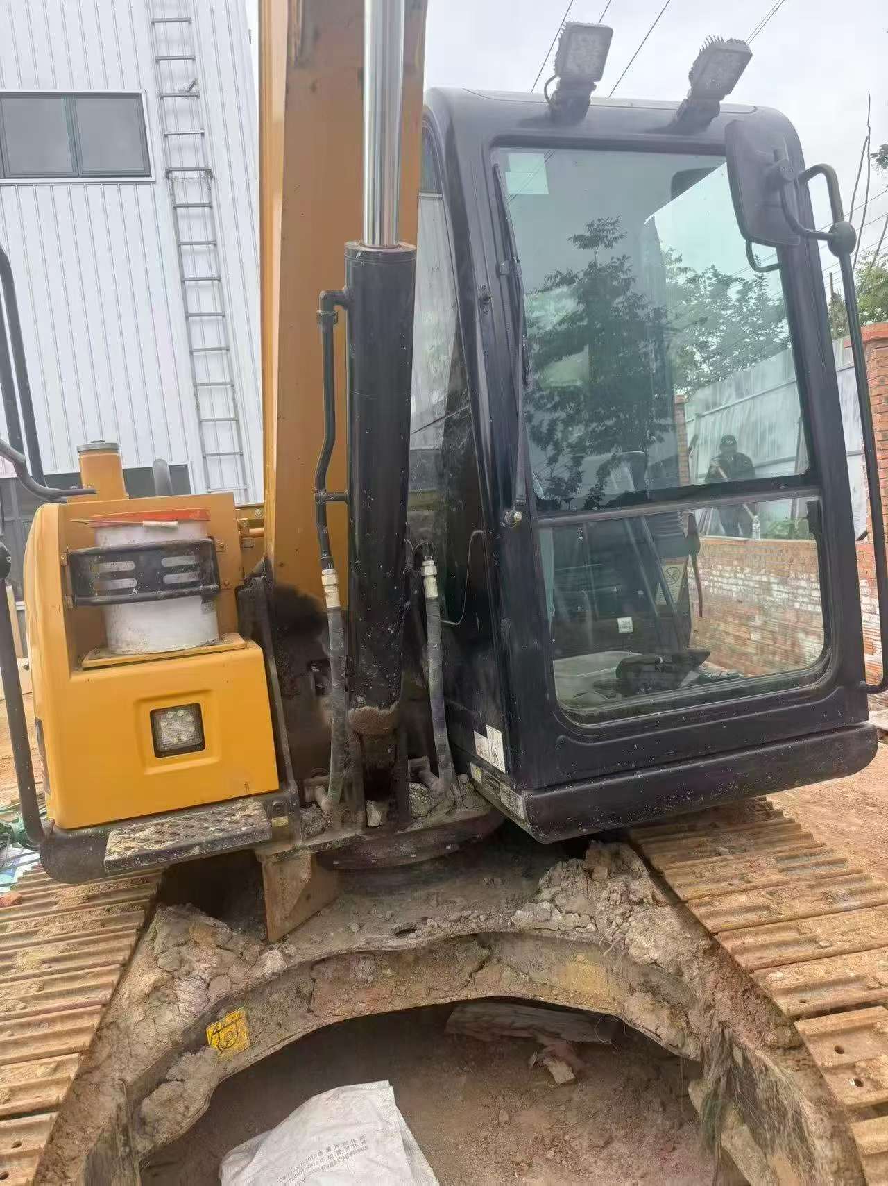 Buy Sany SY75 Used Excavator / 4 Buy Sany SY75 Used Excavator / 4