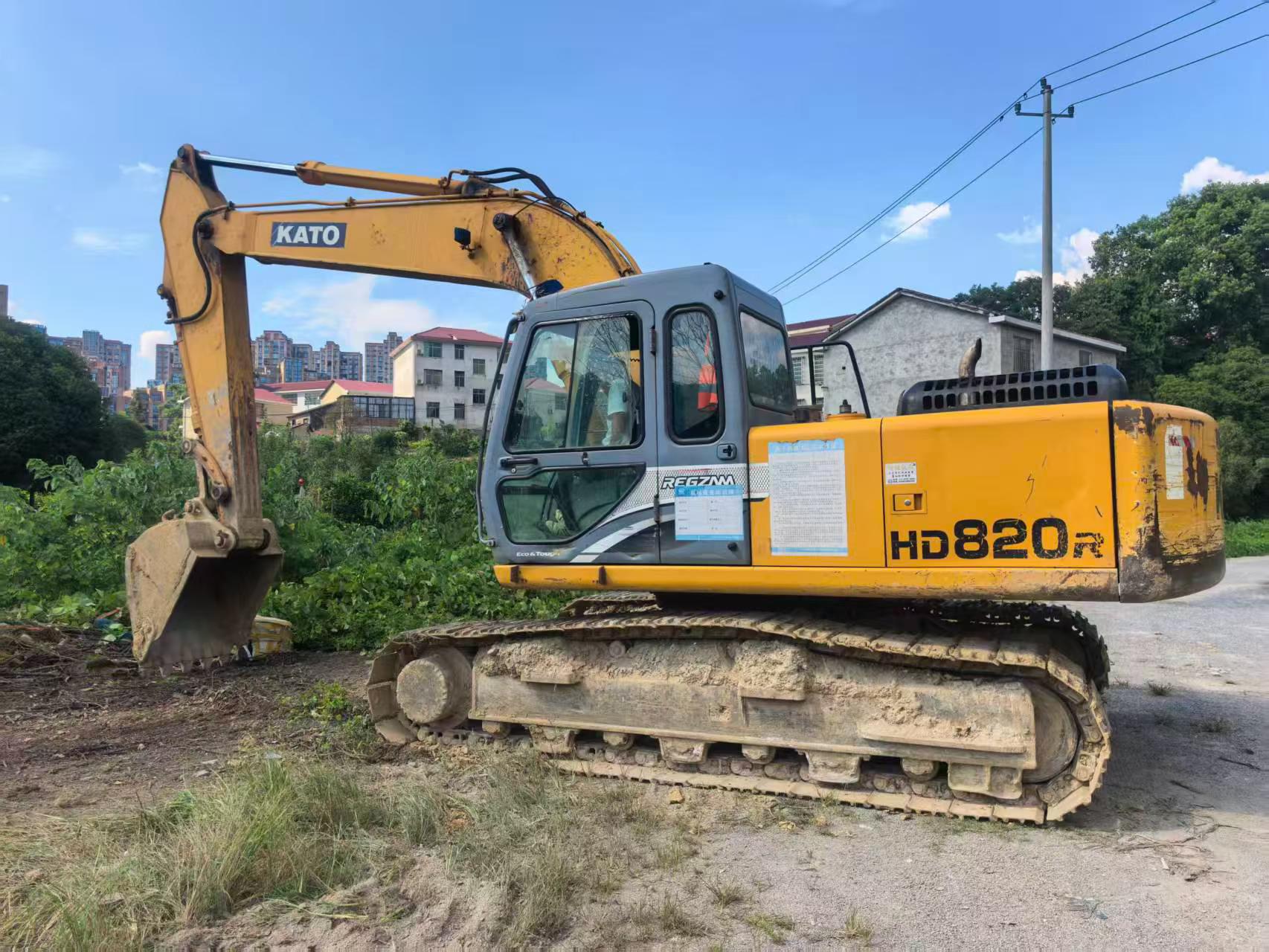 Buy Kato Used Excavator / 2 Buy Kato Used Excavator / 2