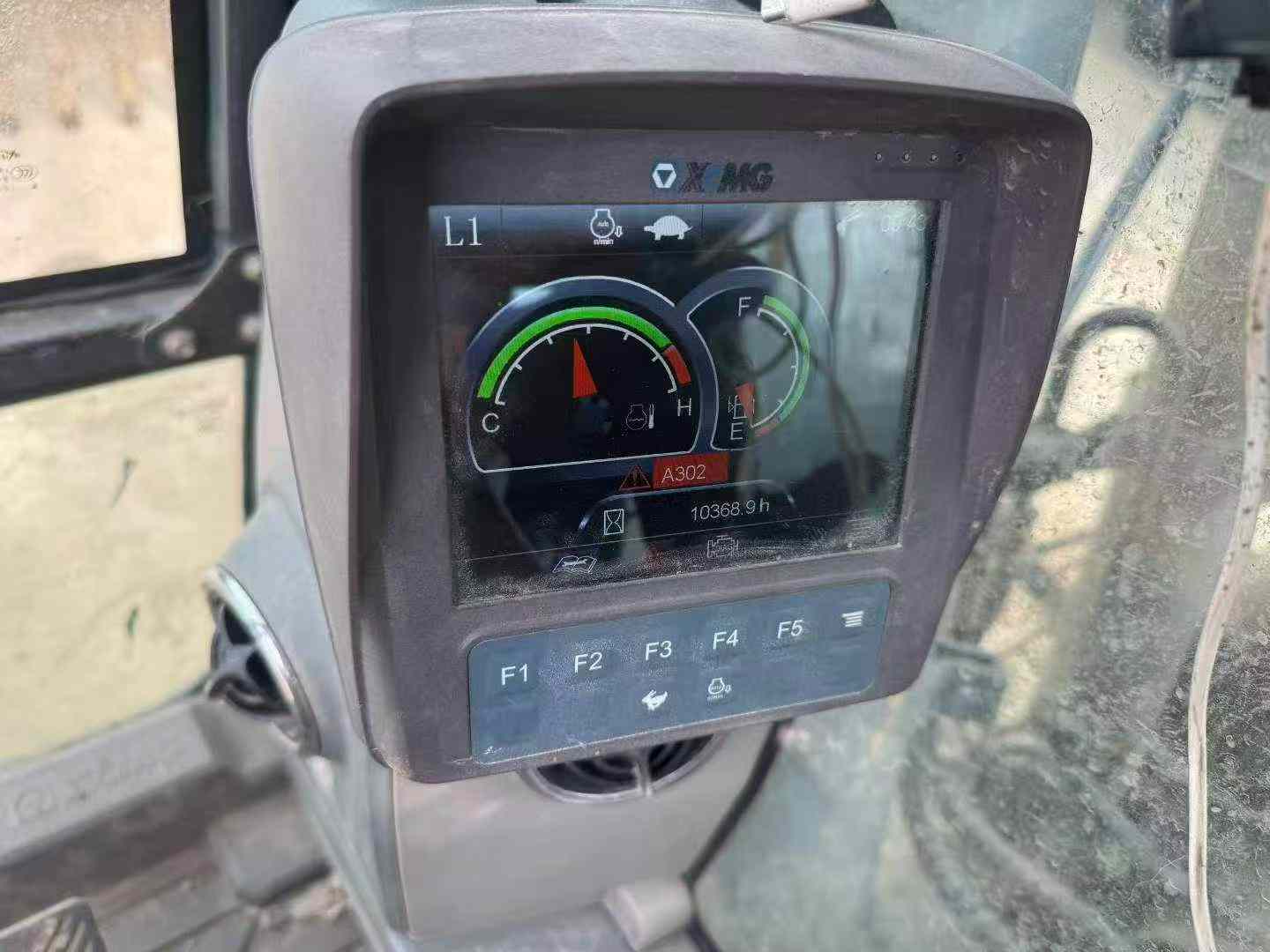 Buy XCMG XE135B Used Excavator / 9