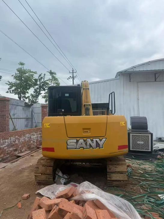 Buy Sany SY75 Used Excavator / 1