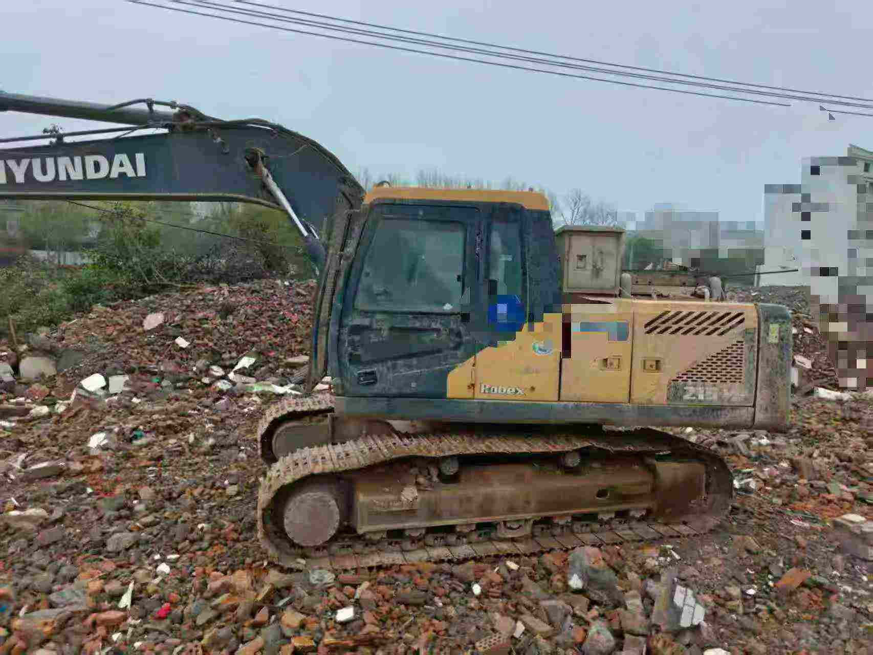 Buy Hyundai R215VS Used Excavator / 7