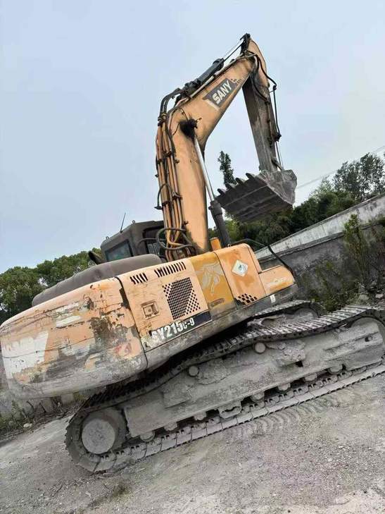 Buy Sany SY215C-8 Used Excavator / 1