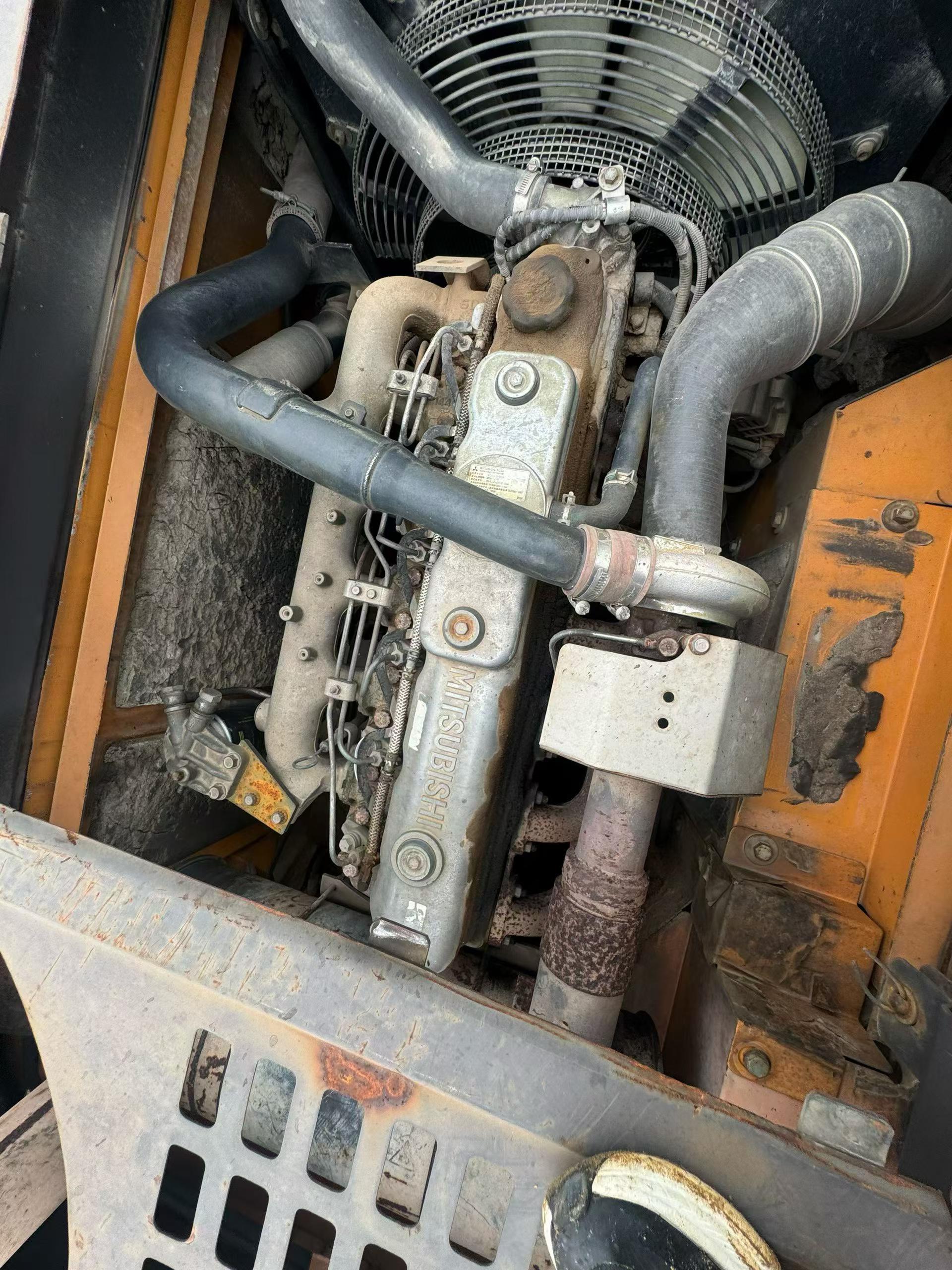 Buy Sany SY215C Used Excavator / 4