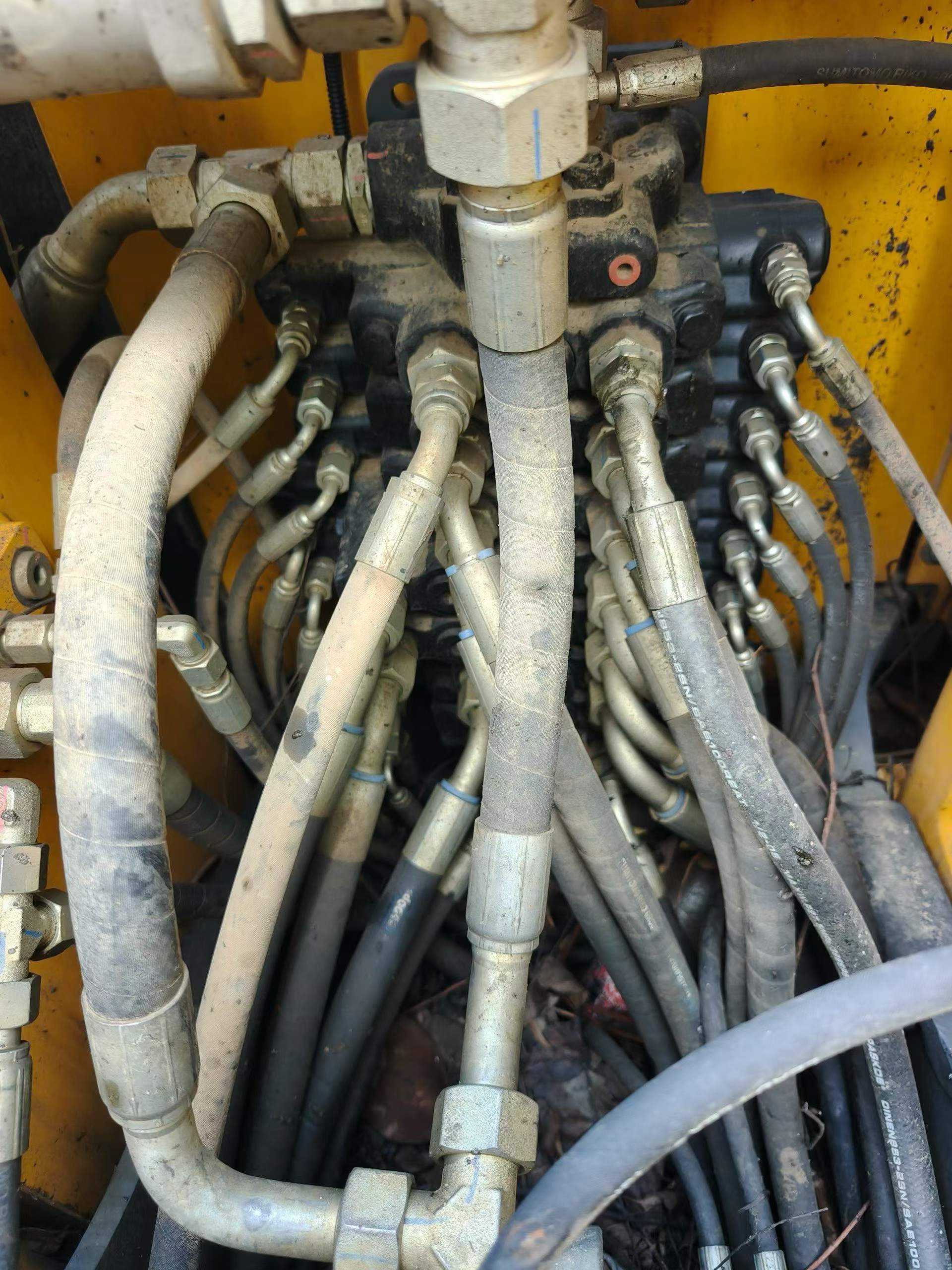 Buy XCMG XE75DA Used Excavator / 6 Buy XCMG XE75DA Used Excavator / 6