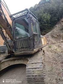Buy XCMG XE215 Used Excavator / 2 Buy XCMG XE215 Used Excavator / 2