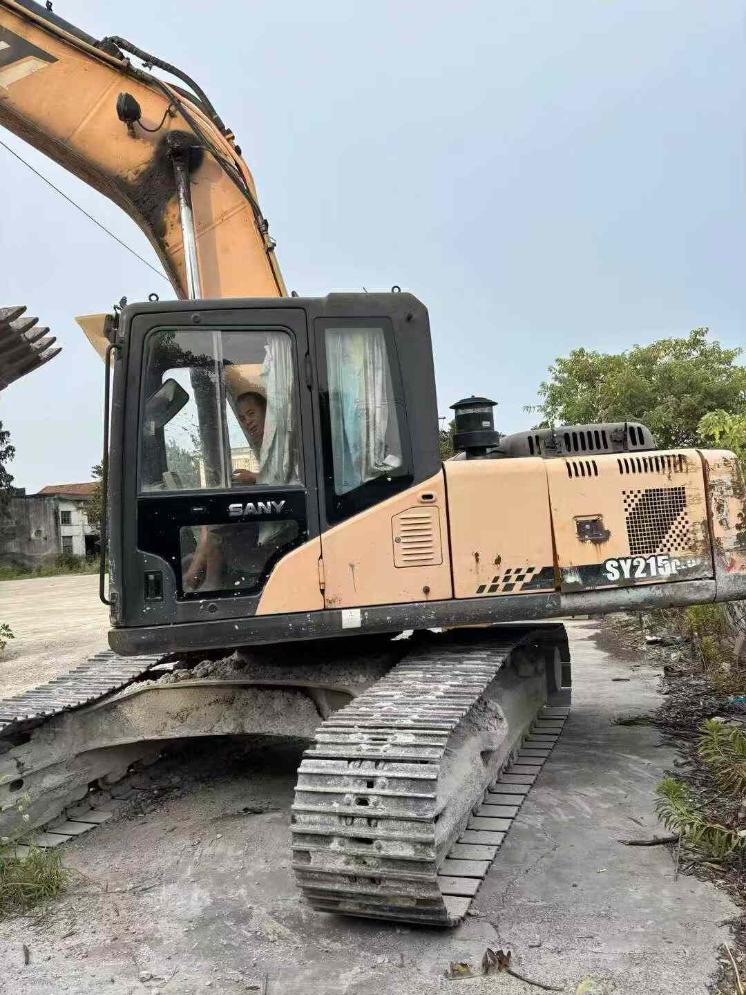 Buy Sany SY215C-8 Used Excavator / 9 Buy Sany SY215C-8 Used Excavator / 9