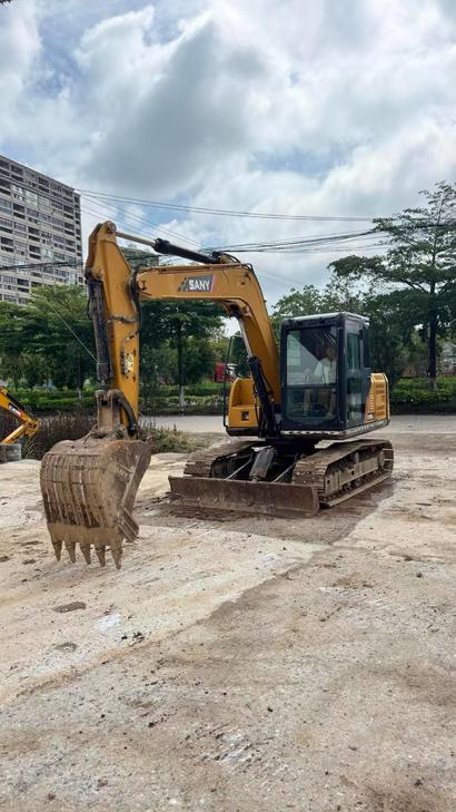 Buy Sany SY95C Used Excavator / 1