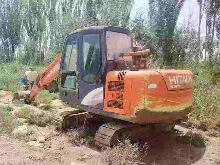 Buy Hitachi ZX60 Used Excavator / 1