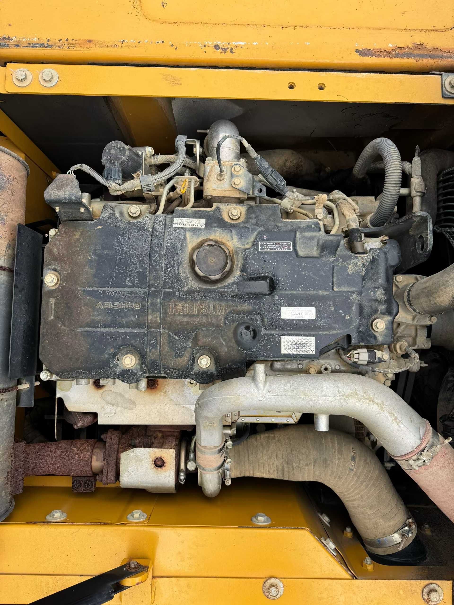 Buy Sany SY215C Used Excavator / 9 Buy Sany SY215C Used Excavator / 9