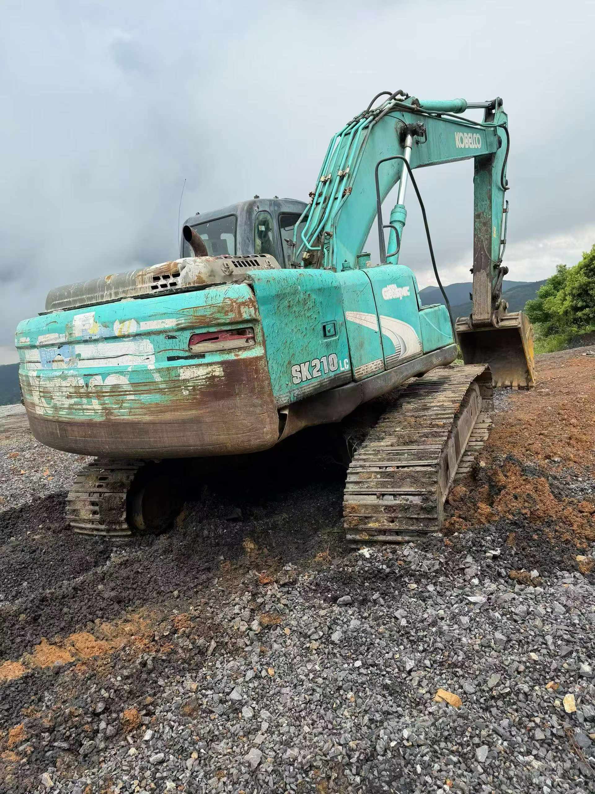 Buy Kobelco SK210 Used Excavator / 5 Buy Kobelco SK210 Used Excavator / 5