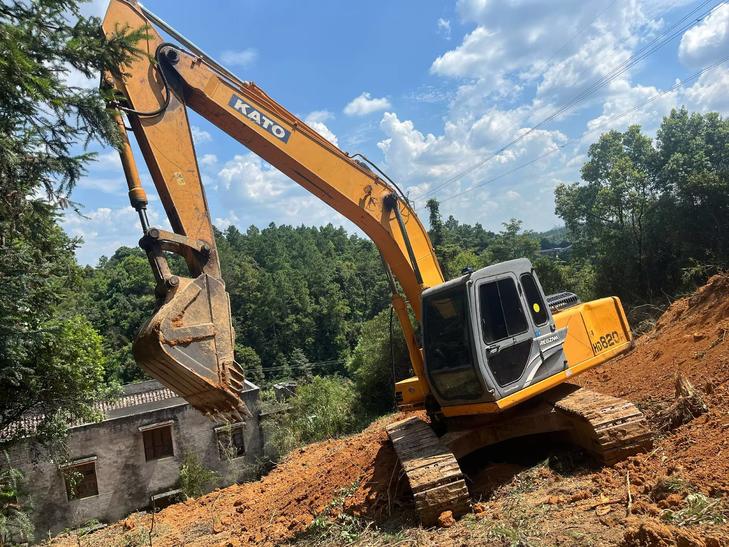 Buy Kato Used Excavator / 1