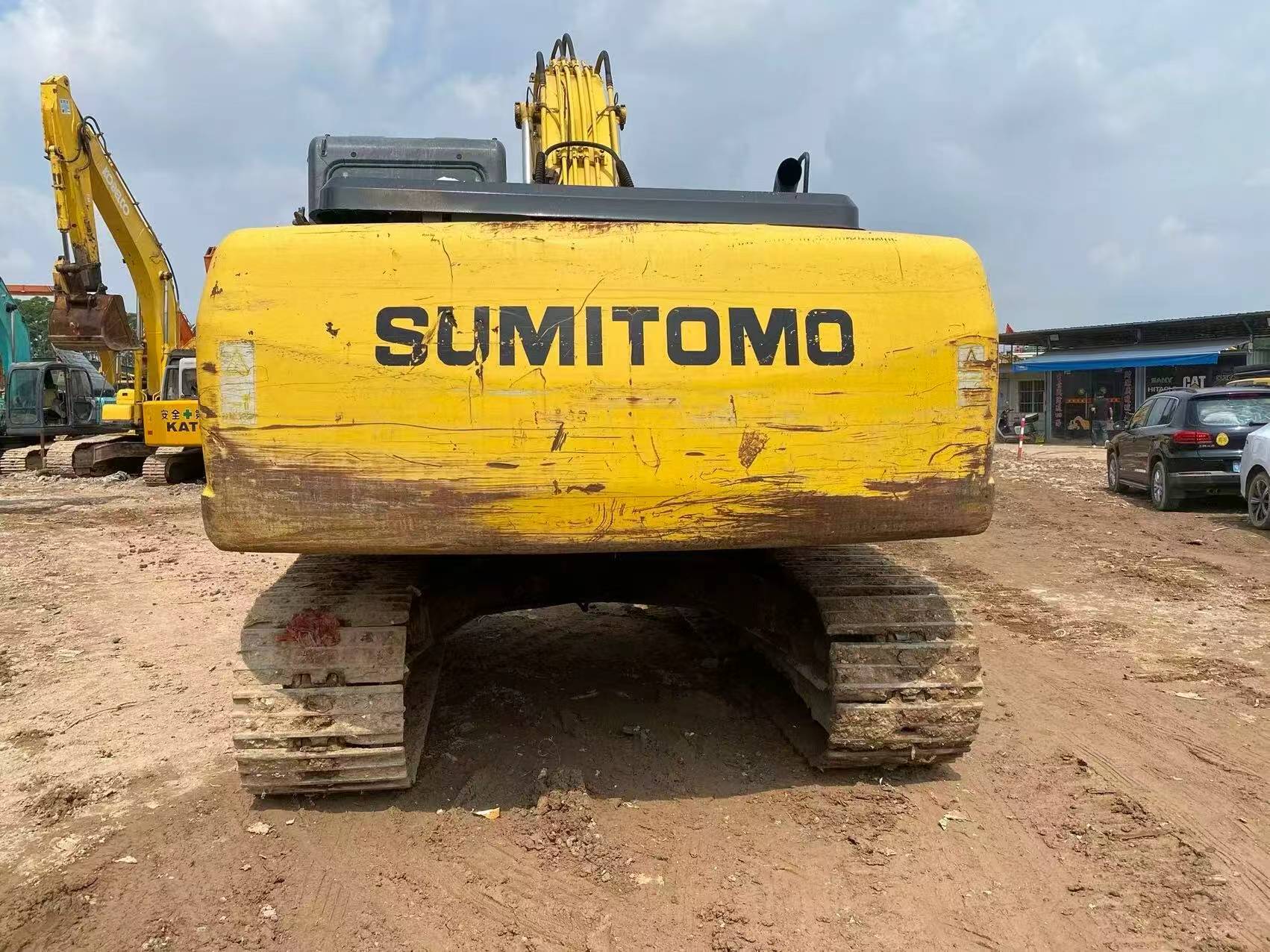 Buy Sumitomo SH200A5 Used Excavator / 2 Buy Sumitomo SH200A5 Used Excavator / 2