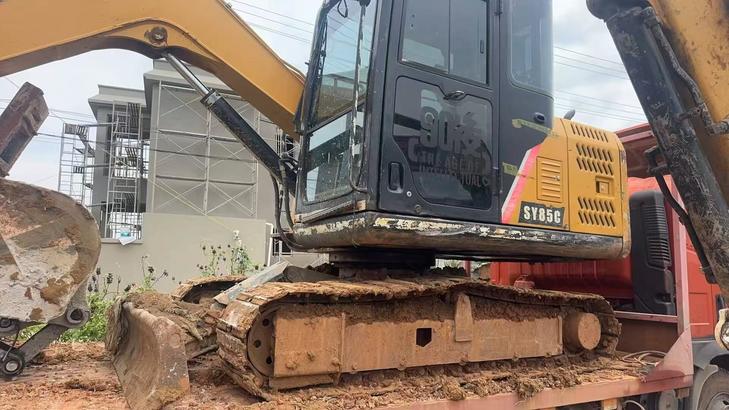 Buy Sany SY70C Used Excavator / 1