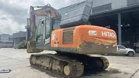 Buy Hitachi EX250-5 Used Excavator / 2 Buy Hitachi EX250-5 Used Excavator / 2