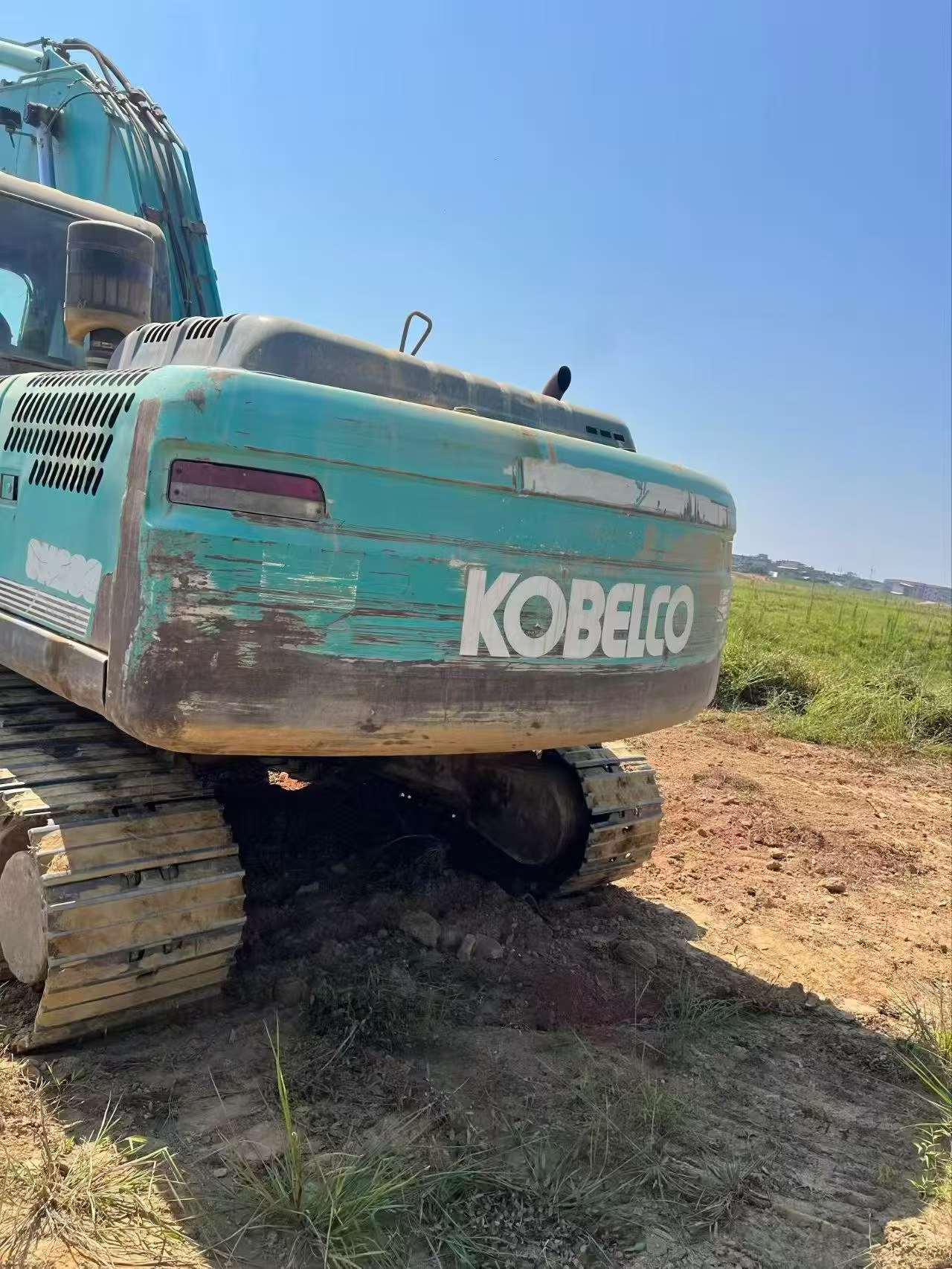 Buy Kobelco SK210 Used Excavator / 3