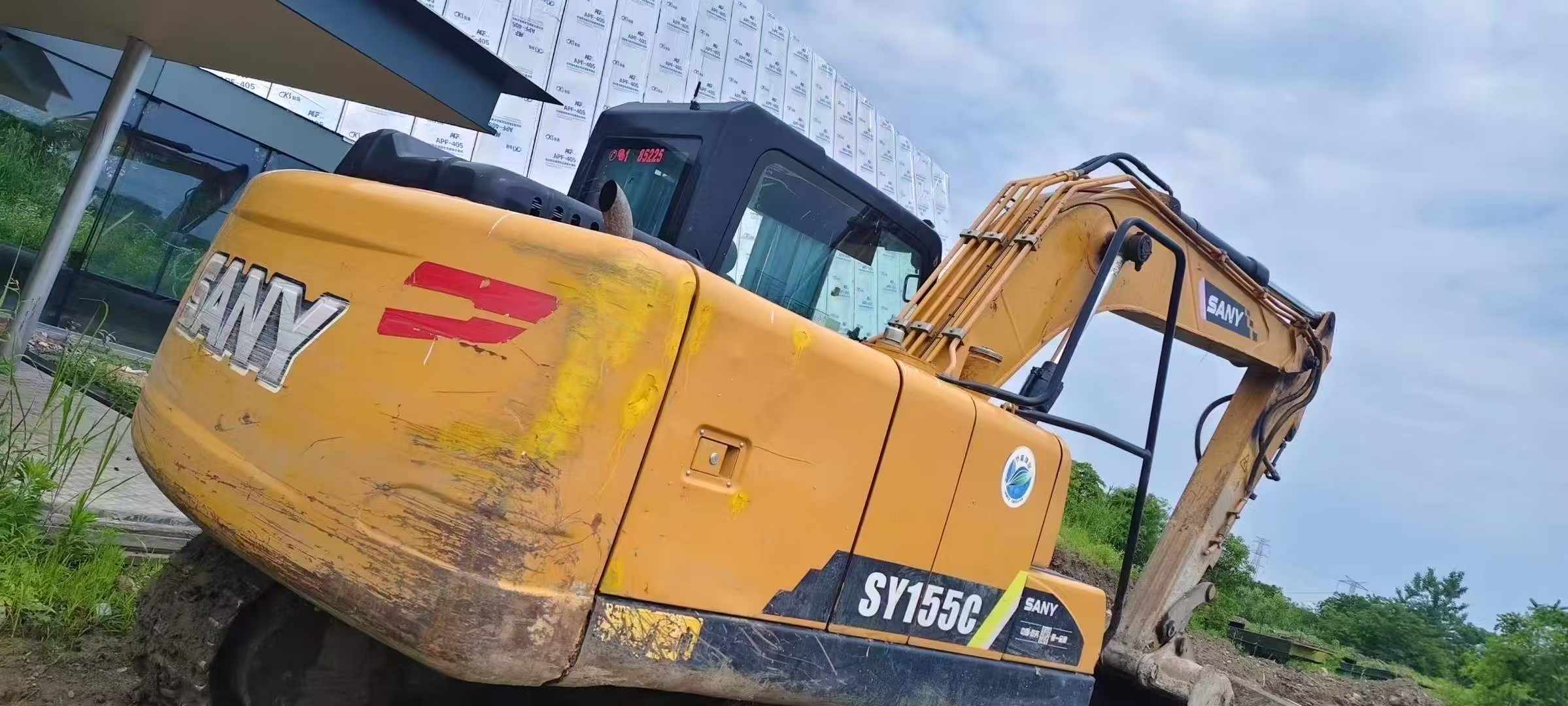 Buy Sany SY125C Used Excavator / 3 Buy Sany SY125C Used Excavator / 3