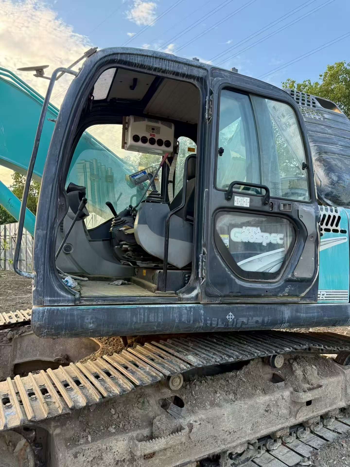 Buy Kobelco SK2008 Used Excavator / 6 Buy Kobelco SK2008 Used Excavator / 6