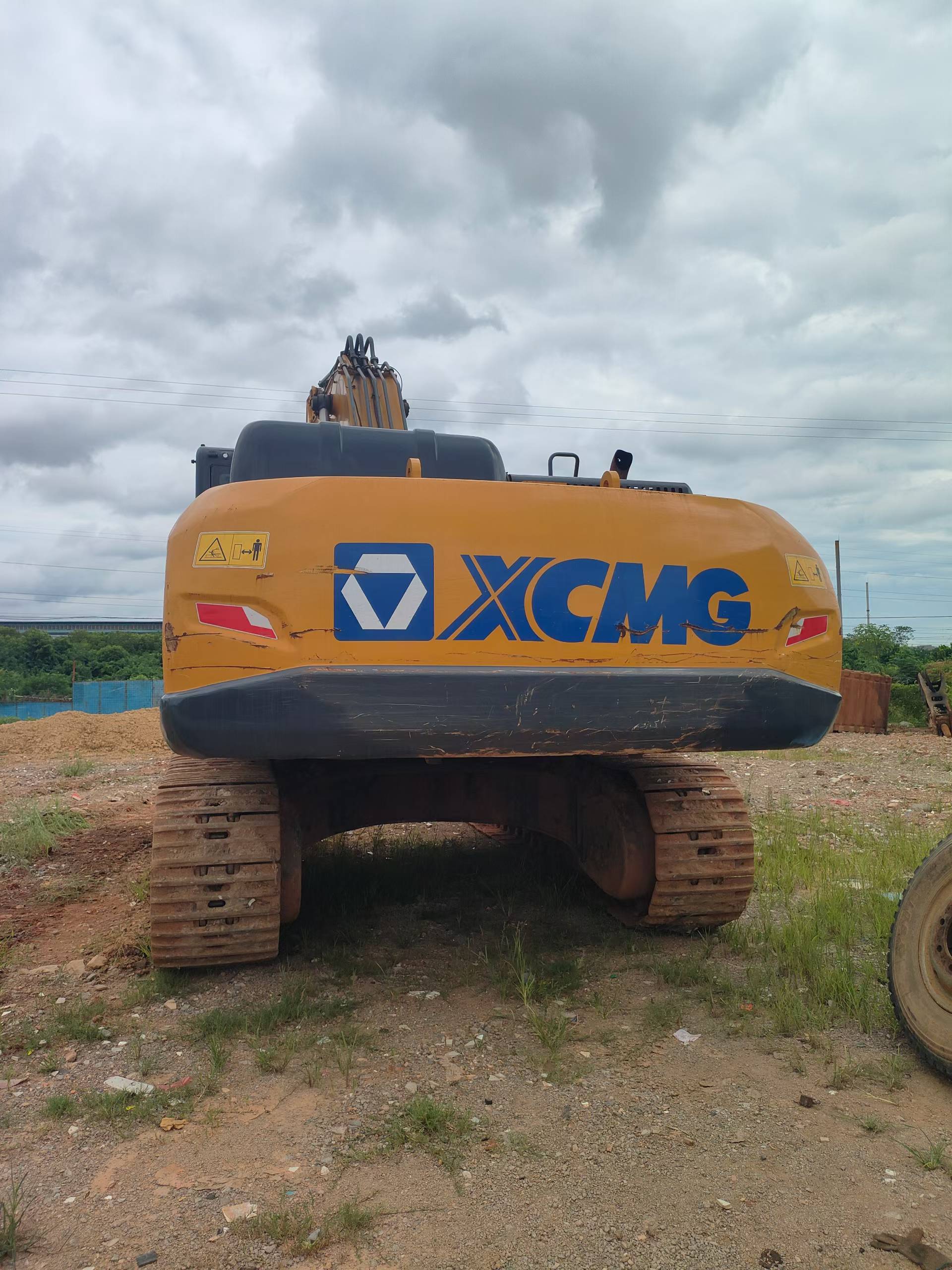 Buy XCMG XE370 Used Excavator / 3