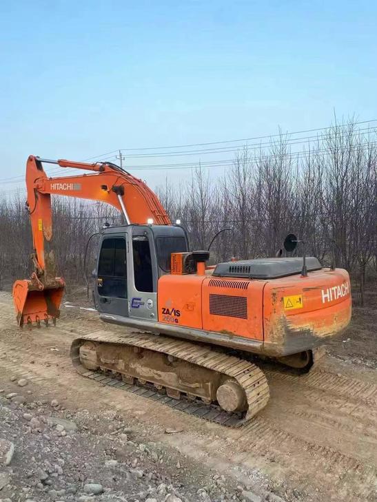 Buy Hitachi ZX260-3G Used Excavator / 1