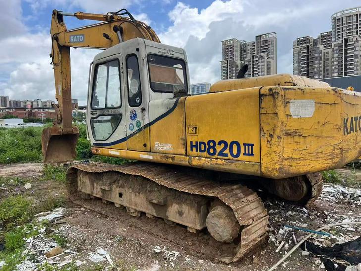 Buy Kato Used Excavator / 1