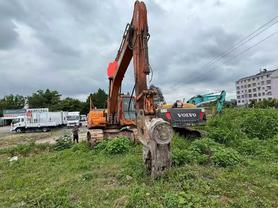 Buy Doosan DH215-9E Used Excavator / 3 Buy Doosan DH215-9E Used Excavator / 3