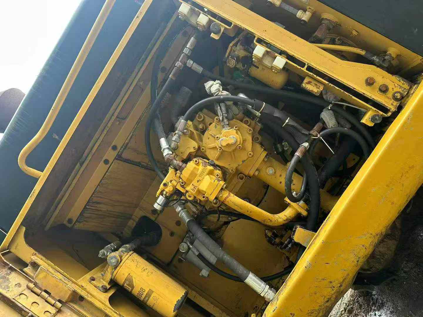 Buy Caterpillar 349E Used Excavator / 4