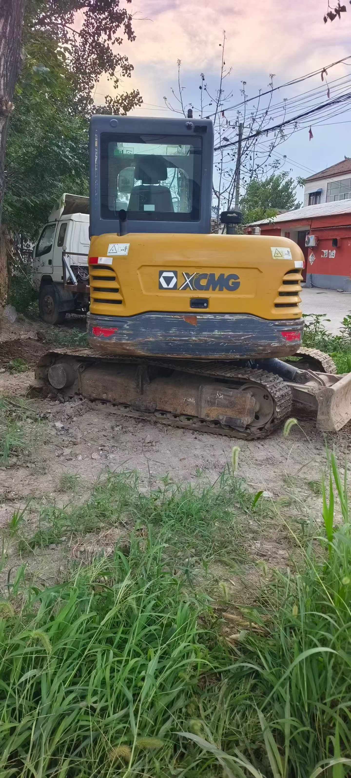 Buy XCMG XE60 Used Excavator / 6