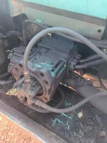 Buy Kobelco SK200-2 Used Excavator / 2 Buy Kobelco SK200-2 Used Excavator / 2