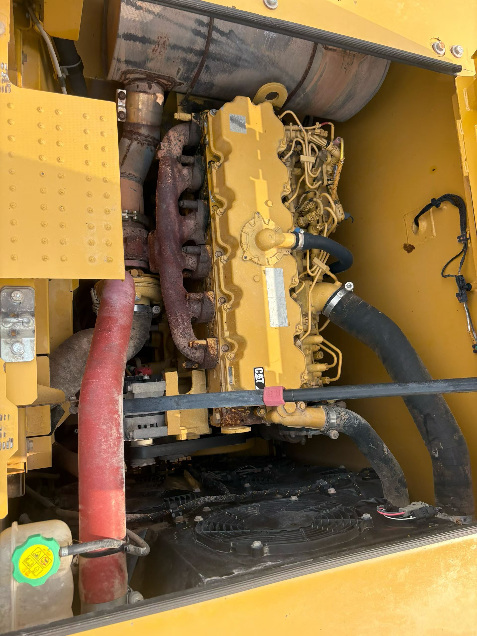 Buy Caterpillar 323 Used Excavator / 8 Buy Caterpillar 323 Used Excavator / 8