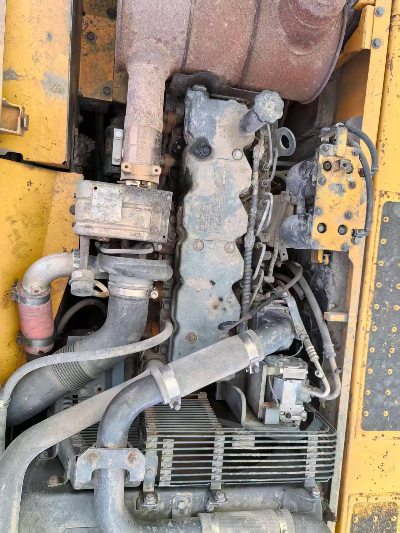 Buy Komatsu PC240-6 Used Excavator / 6 Buy Komatsu PC240-6 Used Excavator / 6