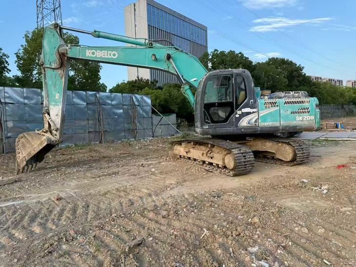 Buy Kobelco SK2008 Used Excavator / 1