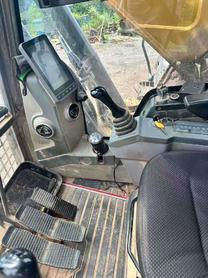 Buy XCMG XE335C Used Excavator / 6 Buy XCMG XE335C Used Excavator / 6