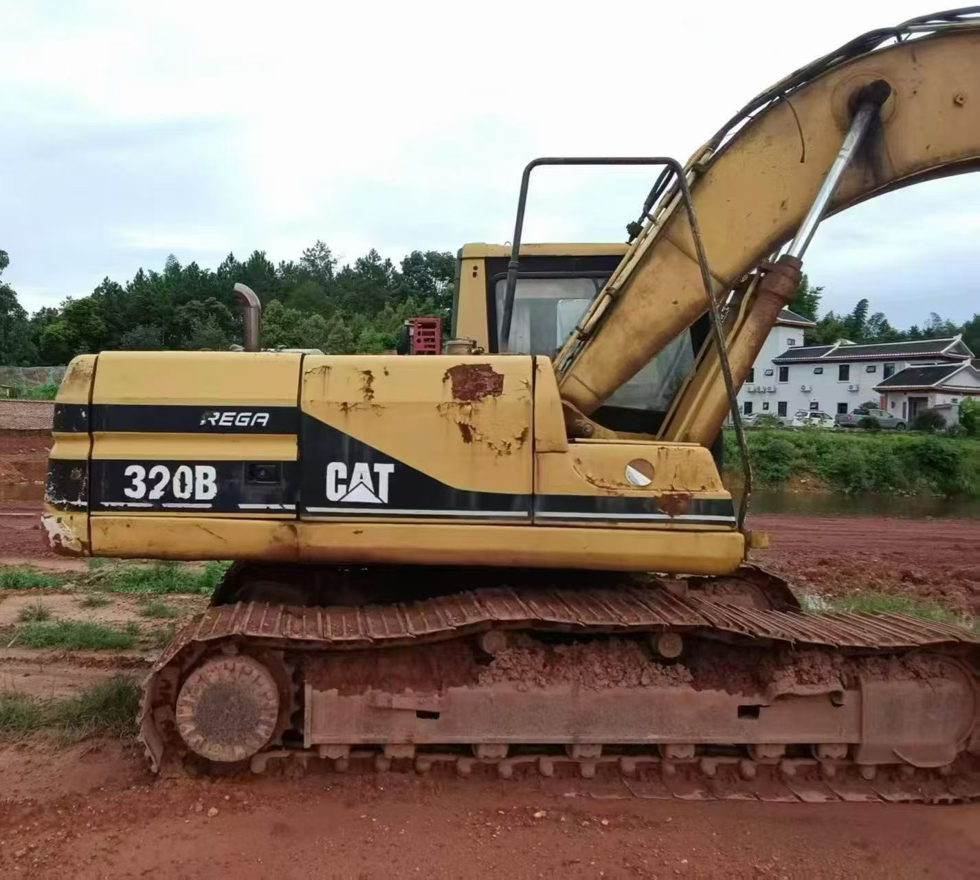 Buy Caterpillar 320B Used Excavator / 6 Buy Caterpillar 320B Used Excavator / 6