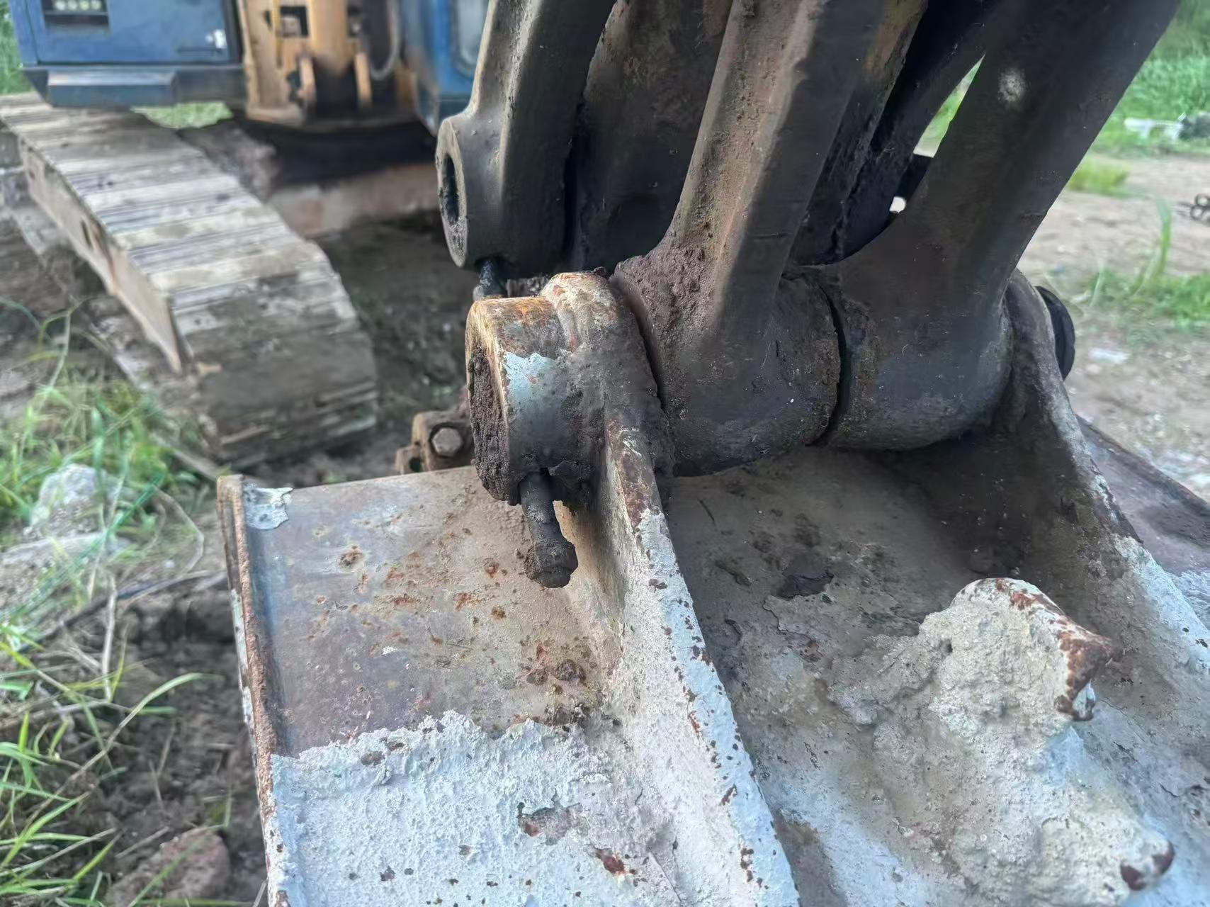 Buy Komatsu PC60-6 Used Excavator / 9 Buy Komatsu PC60-6 Used Excavator / 9