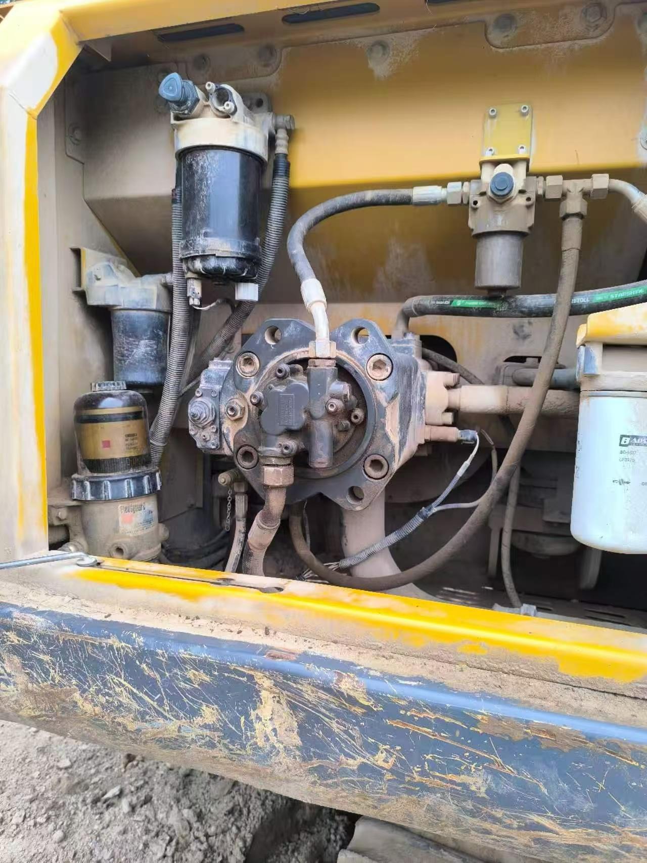 Buy XCMG XE215 Used Excavator / 7 Buy XCMG XE215 Used Excavator / 7