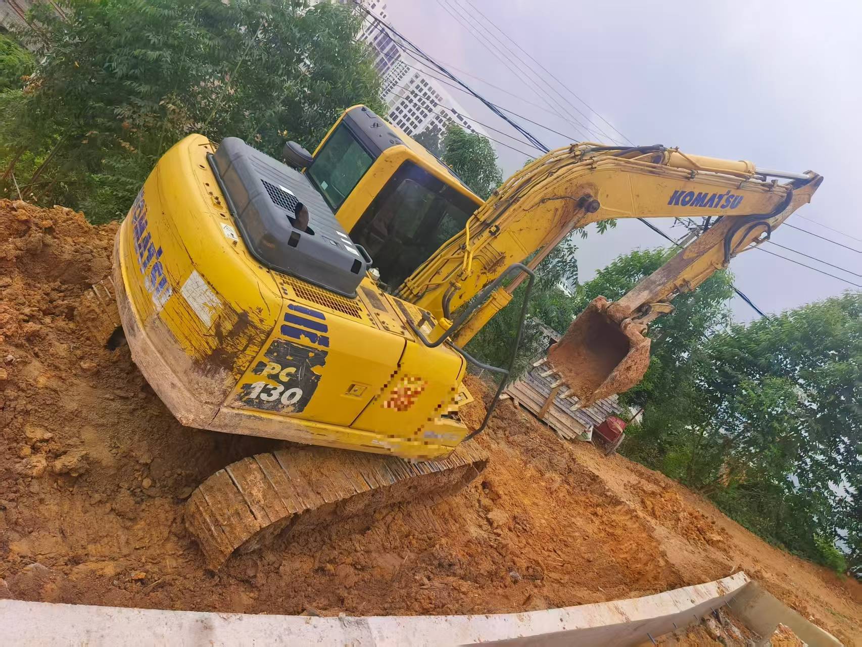 Buy Komatsu PC130-8 Used Excavator / 7 Buy Komatsu PC130-8 Used Excavator / 7