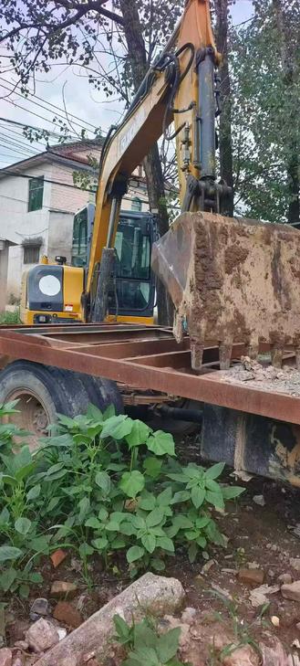 Buy XCMG XE60 Used Excavator / 1